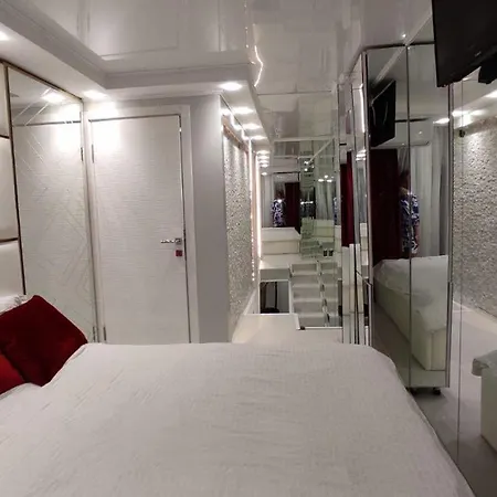 Apartment Cool
